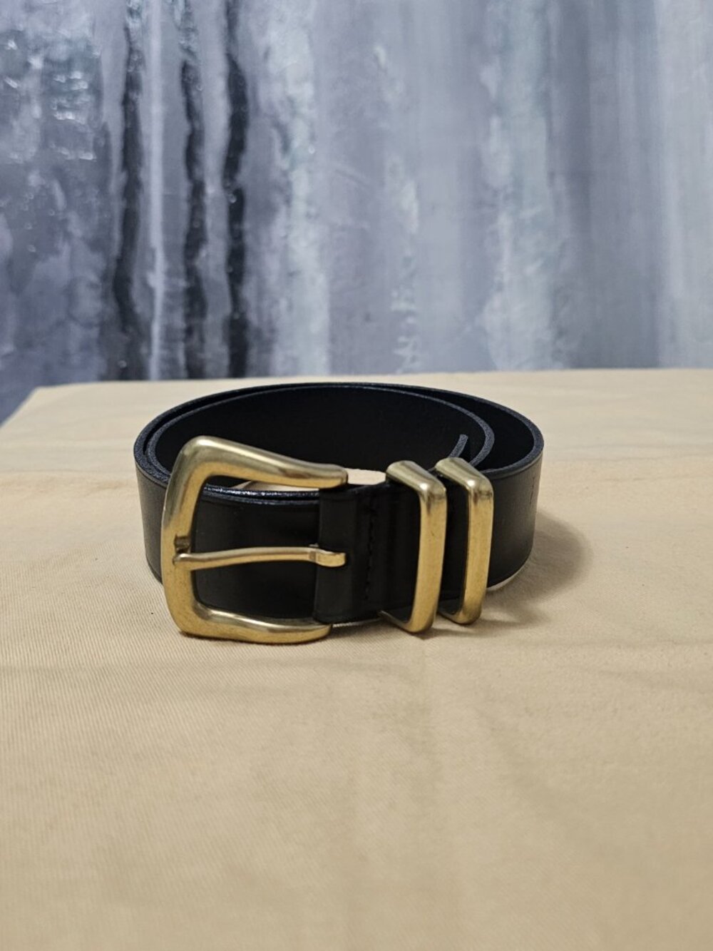 Genuine Italian Leather Brass Buckle Belt Black Made in USA Size 30x1.25 inches - Picture 2 of 5